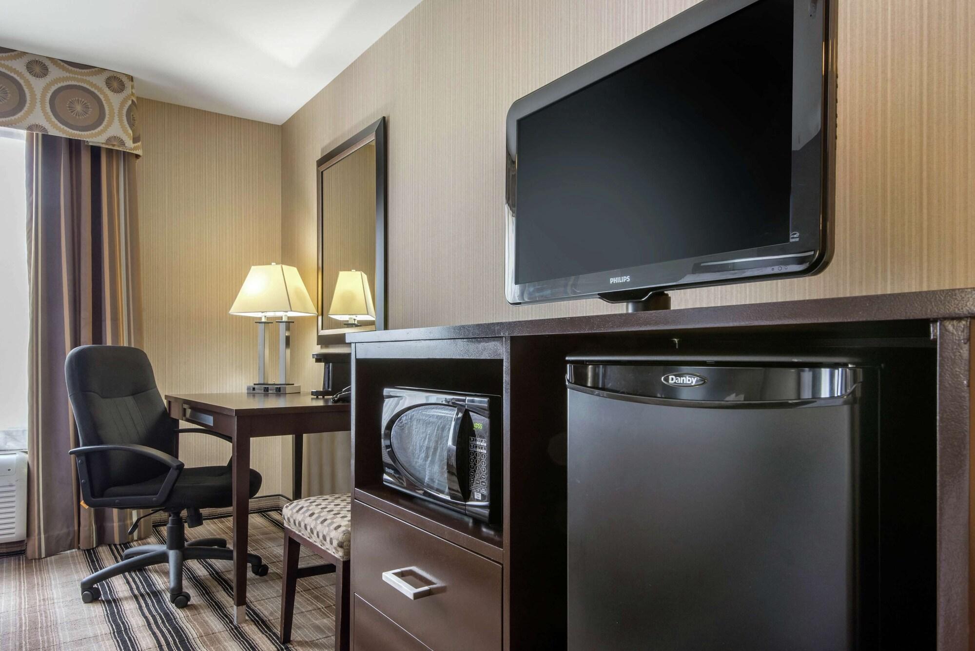 Hampton Inn Meadville Extérieur photo